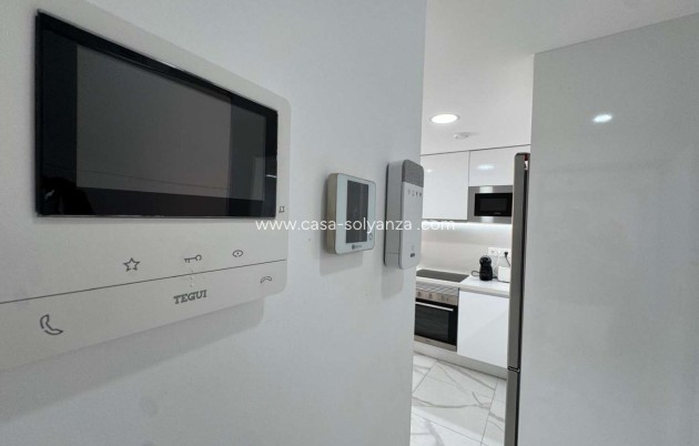 Resale - Apartment / flat - Torrevieja - Costa Blanca