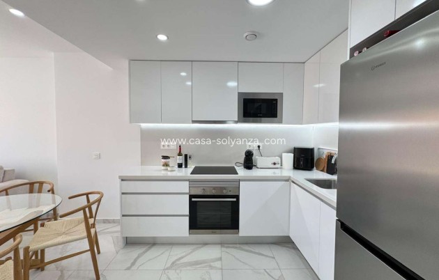 Resale - Apartment / flat - Torrevieja - Costa Blanca