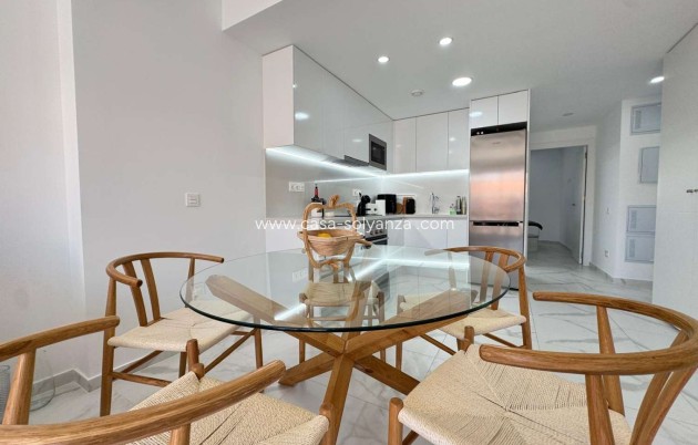 Resale - Apartment / flat - Torrevieja - Costa Blanca