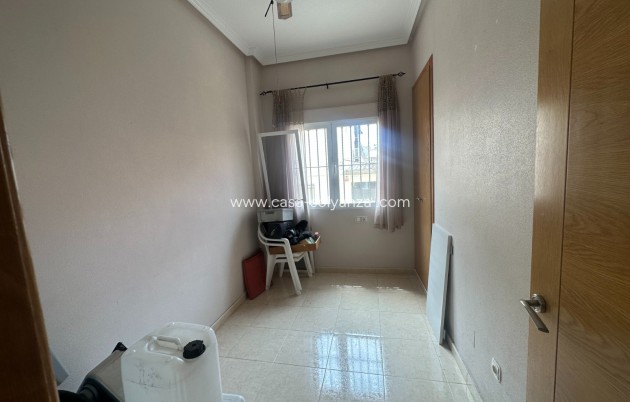 Resale - Apartment / flat - Jacarilla - Inland