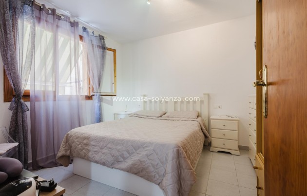 Resale - Apartment / flat - Torrevieja - Playa de La Acequion