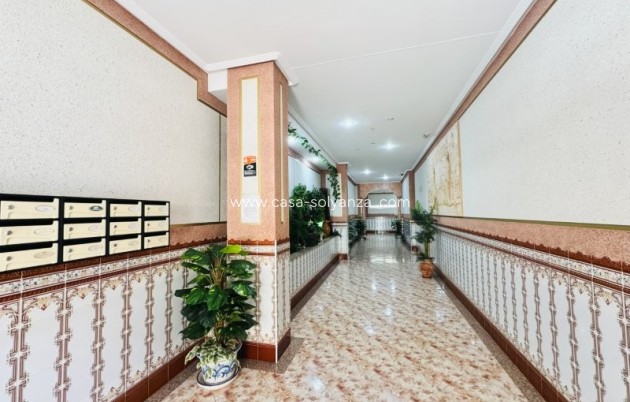 Resale - Apartment / flat - La Mata - Costa Blanca