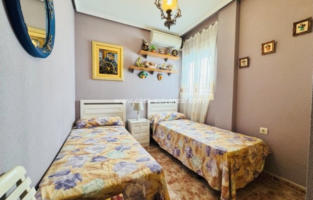 Resale - Apartment / flat - La Mata - Costa Blanca