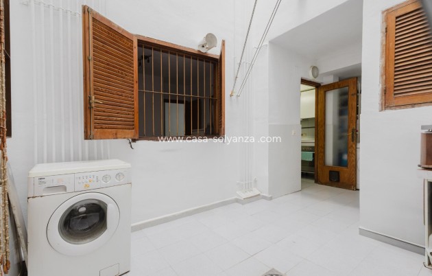 Resale - Apartment / flat - Torrevieja - Costa Blanca