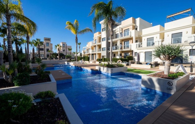 Resale - Townhouse - Orihuela Costa - La Zenia