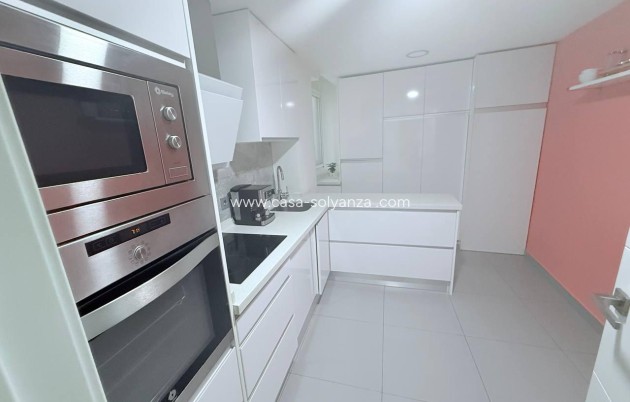 Resale - Apartment / flat - Torrevieja - Center