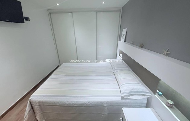 Resale - Apartment / flat - Torrevieja - Center
