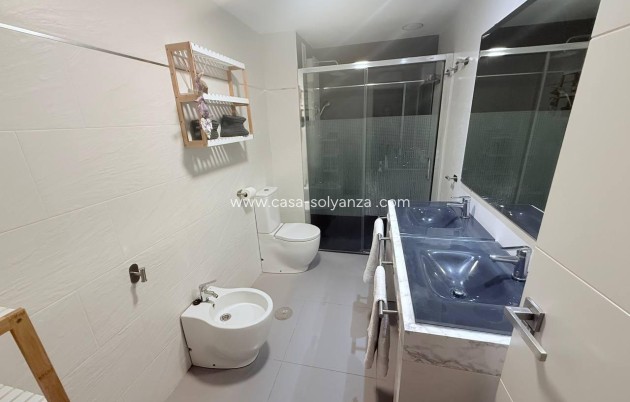 Resale - Apartment / flat - Torrevieja - Center