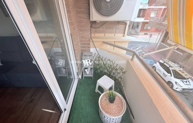 Resale - Apartment / flat - Torrevieja - Center