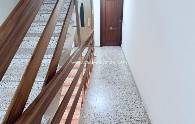 Resale - Apartment / flat - Torrevieja - Center