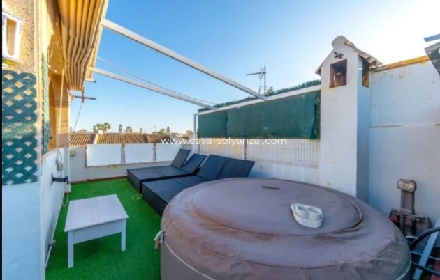 Resale - Villa - Torrevieja - Aguas nuevas