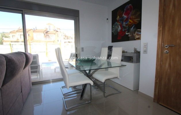 Resale - Villa - Villamartin - El Galan