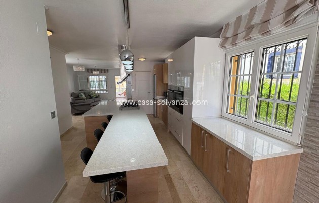 Resale - Villa - Villamartin - Los Dolses