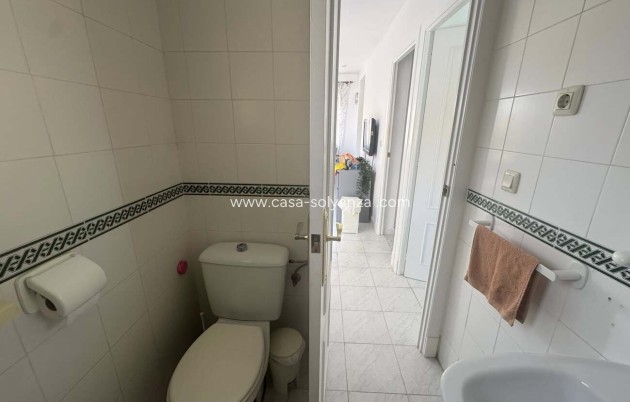 Resale - Apartment / flat - Torrevieja - Auguas Neuvas