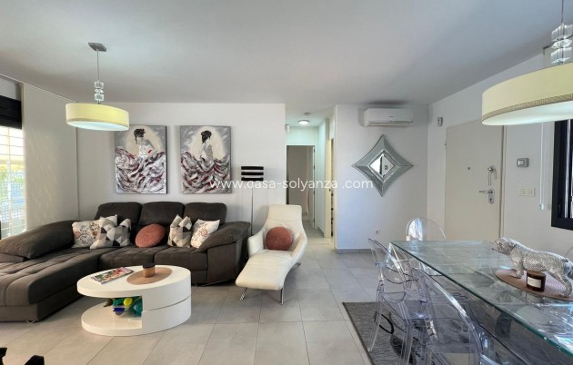 Resale - Bungalow - Pilar de la Horadada - Pueblo Latino