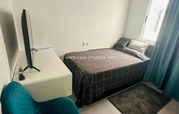 Resale - Apartment / flat - Torrevieja - Center