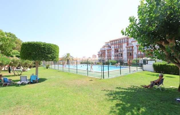 Resale - Apartment / flat - Torrevieja - Costa Blanca