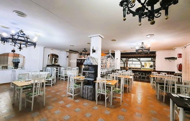 Resale - Commercial - Torrevieja - Playa De Los Naufragos