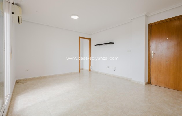 Resale - Apartment / flat - Torrevieja - Center