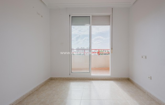 Resale - Apartment / flat - Torrevieja - Center