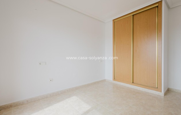 Resale - Apartment / flat - Torrevieja - Center