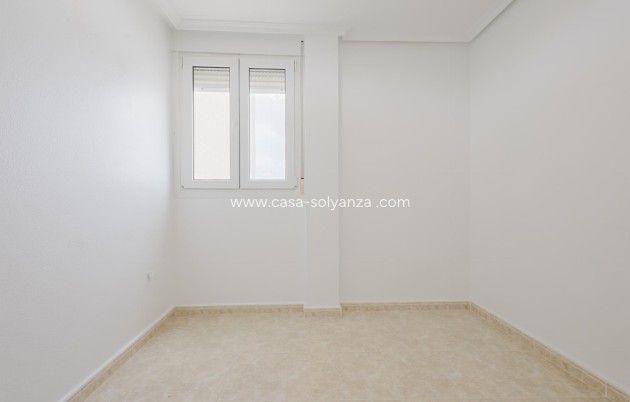 Resale - Apartment / flat - Torrevieja - Center
