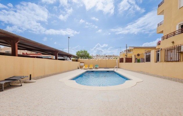 Resale - Apartment / flat - Torrevieja - Center