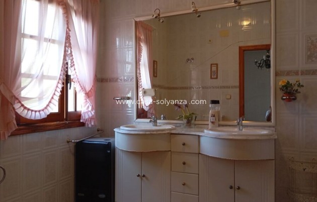 Resale - Villa - Daya Nueva - Costa Blanca