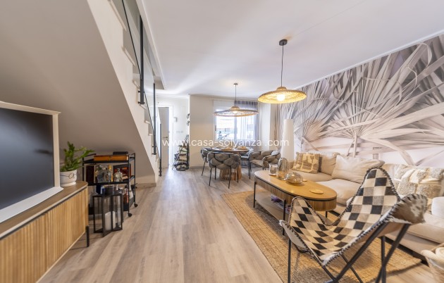 Resale - Villa - Torrevieja - Los Altos