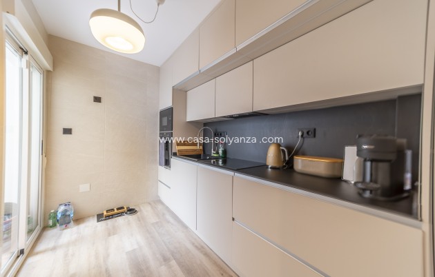 Resale - Villa - Torrevieja - Los Altos