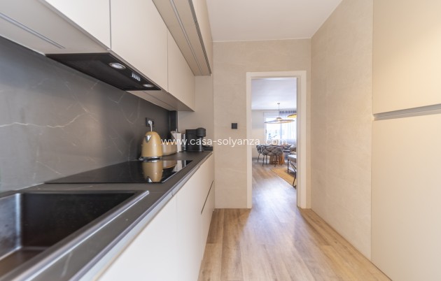 Resale - Villa - Torrevieja - Los Altos