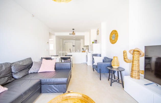 Reventa - Apartamento / piso - Pilar de la Horadada