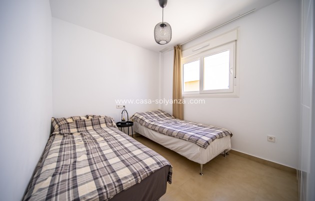 Reventa - Apartamento / piso - Pilar de la Horadada
