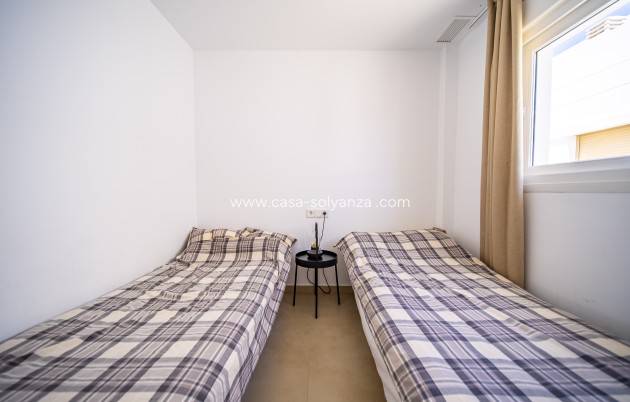 Reventa - Apartamento / piso - Pilar de la Horadada