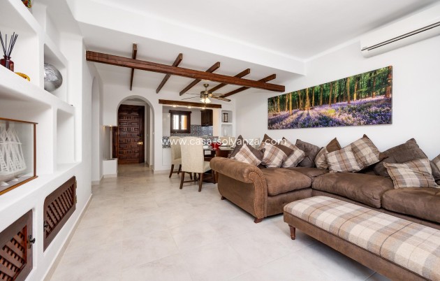 Resale - Apartment / flat - Torrevieja - Los Frutales