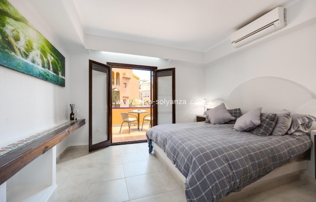 Resale - Apartment / flat - Torrevieja - Los Frutales