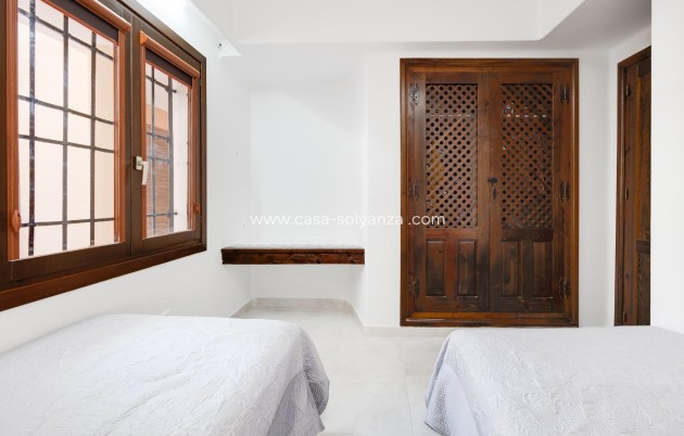Resale - Apartment / flat - Torrevieja - Los Frutales