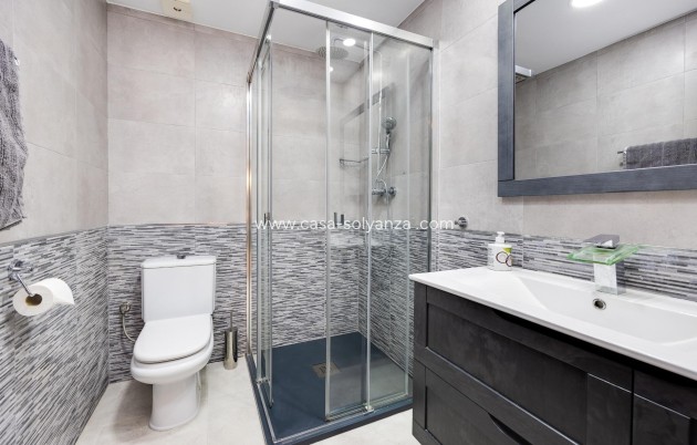 Resale - Apartment / flat - Torrevieja - Los Frutales