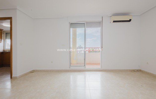 Resale - Apartment / flat - Torrevieja - Costa Blanca