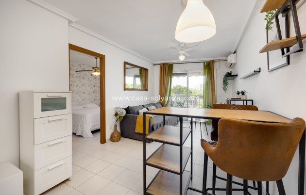 Resale - Apartment / flat - Orihuela Costa - La Regia