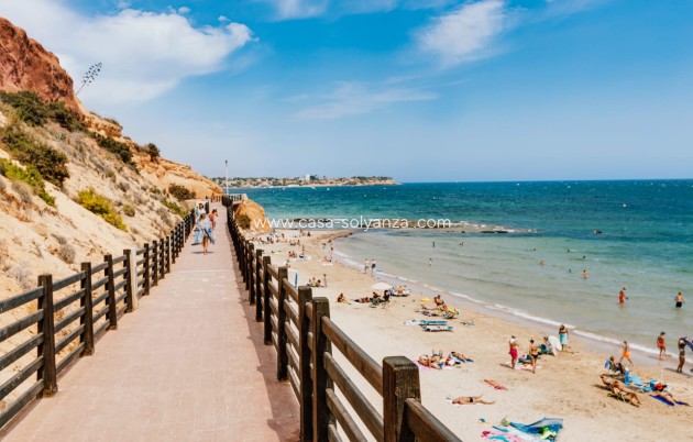 Resale - Apartment / flat - Orihuela Costa - La Regia