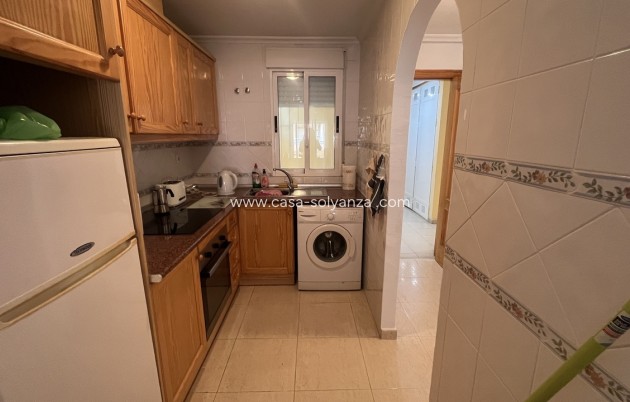 Resale - Apartment / flat - Algorfa