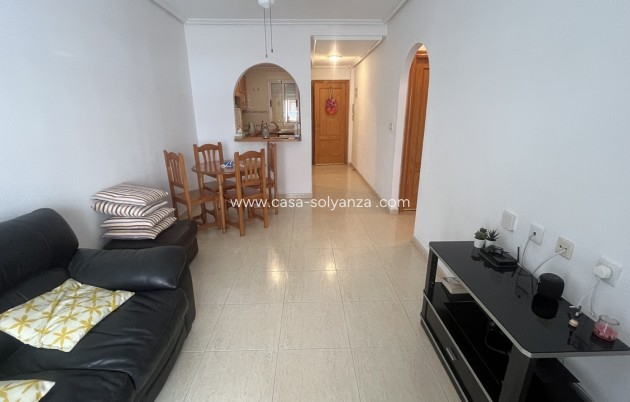 Resale - Apartment / flat - Algorfa
