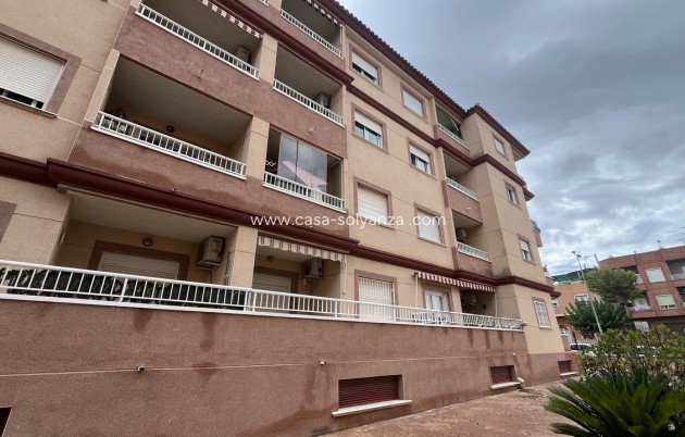 Resale - Apartment / flat - Algorfa