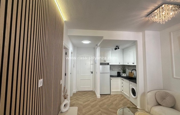 Resale - Apartment / flat - Torrevieja - Center
