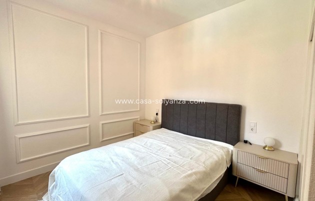 Resale - Apartment / flat - Torrevieja - Center