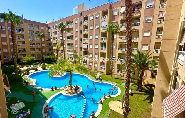 Resale - Apartment / flat - Torrevieja - Center