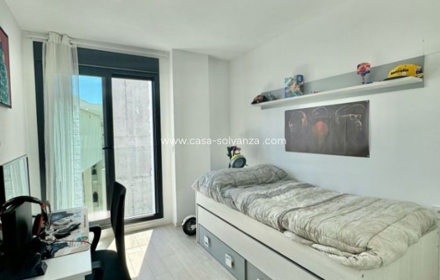 Resale - Apartment / flat - Finestrat - Costa Blanca