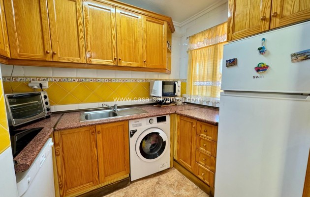 Resale - Apartment / flat - Torrevieja - Costa Blanca