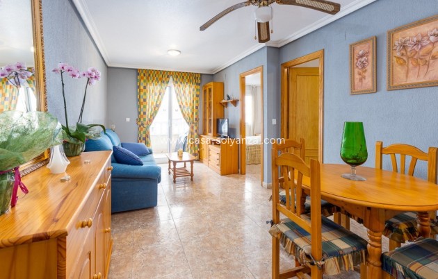 Resale - Apartment / flat - Torrevieja - Costa Blanca